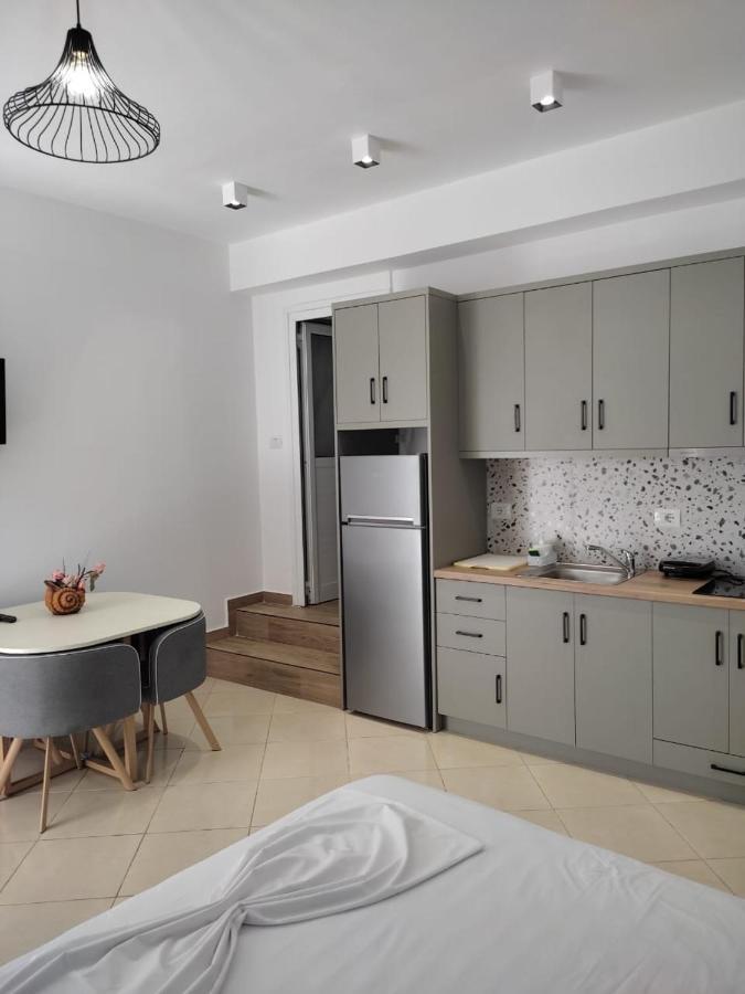 Aila Apartment Sarande Exterior photo