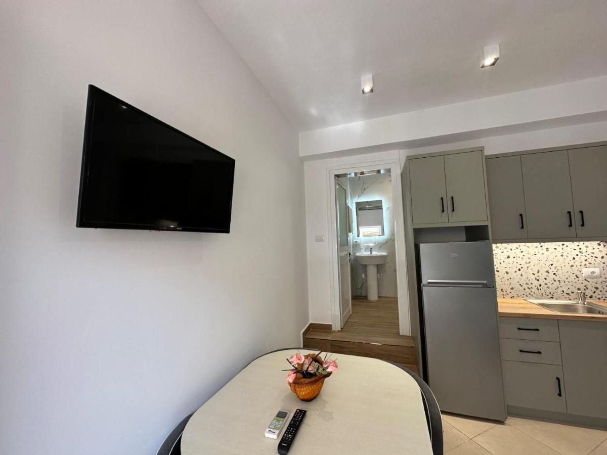 Aila Apartment Sarande Exterior photo