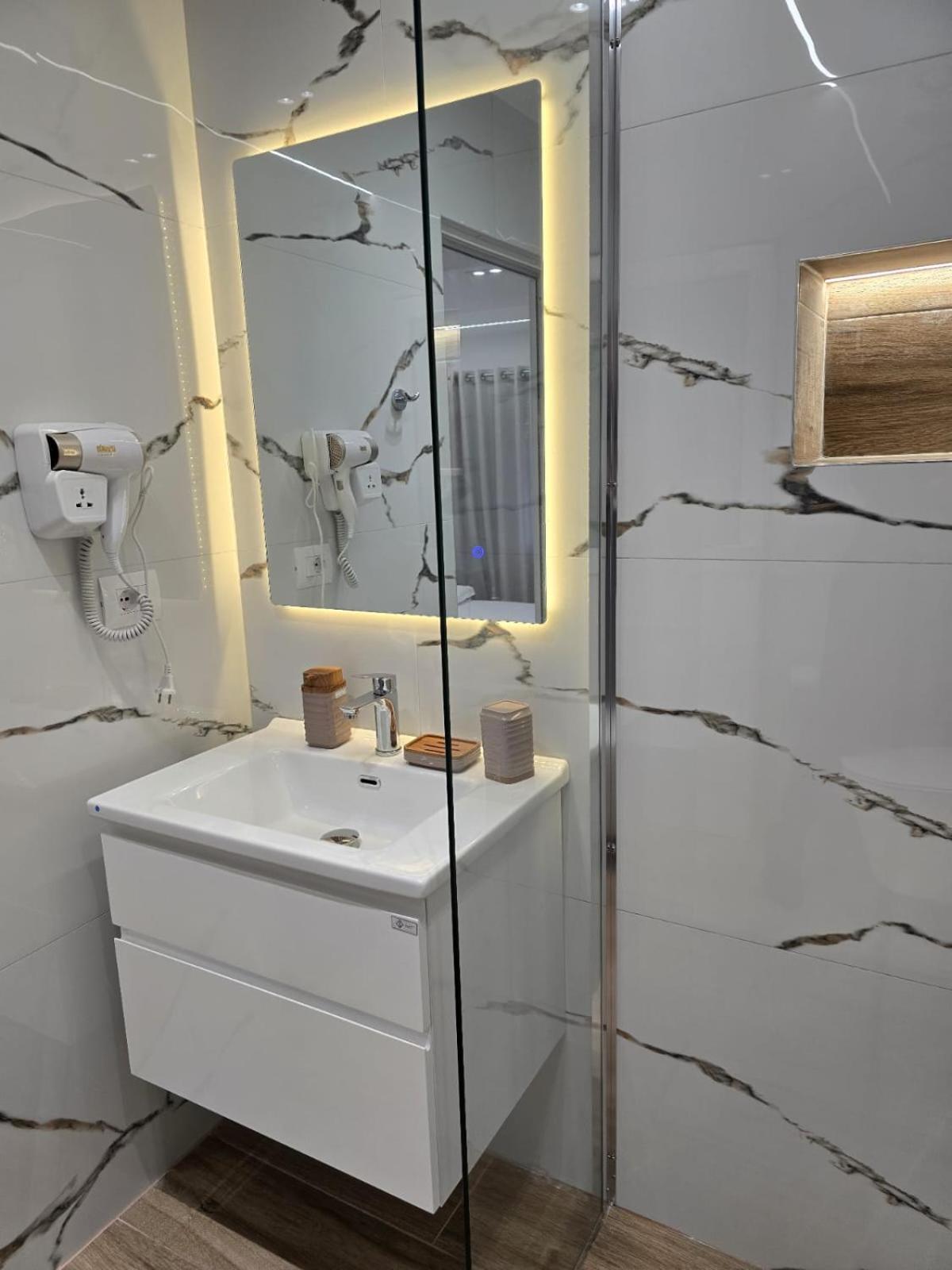 Aila Apartment Sarande Exterior photo